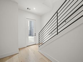 319 N Nagle Street, Houston TX 77003