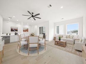 319 N Nagle Street, Houston TX 77003