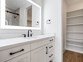 4023 Lanark Lane A, Houston TX 77025