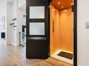 4023 Lanark Lane A, Houston TX 77025