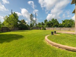 6 Winter Thicket Place, The Woodlands TX 77375