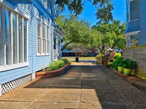 925 Heights Boulevard, Houston TX 77008