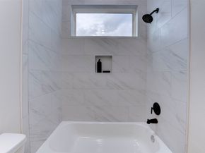 1304 Evelyn Street, Houston TX 77009