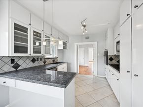 1758 Hawthorne Street, Houston TX 77098