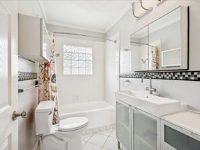 1758 Hawthorne Street, Houston TX 77098