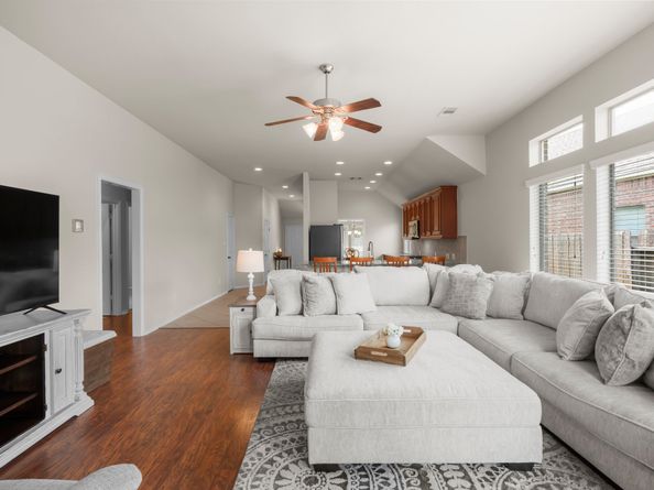 31870 Forest Park Trail, Conroe TX 77385