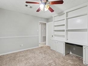 2450 Blackridge Road, Houston TX 77067
