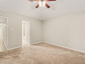 2450 Blackridge Road, Houston TX 77067