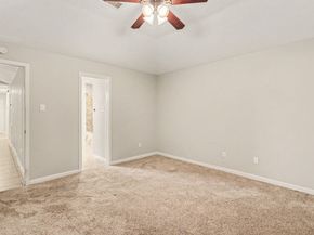 2450 Blackridge Road, Houston TX 77067