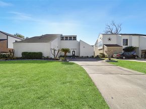 14607 Muirfield Lane, Houston TX 77095