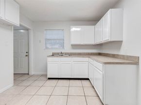 1324B Avenue D, Katy TX 77493