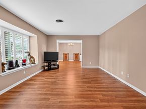 5734 Sanford Road, Houston TX 77096