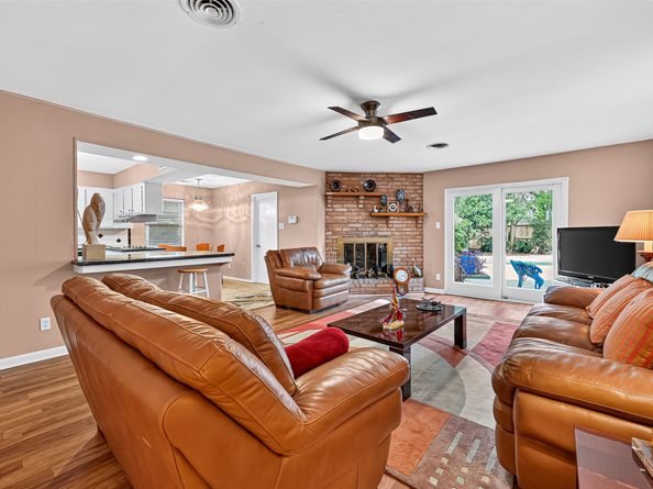 5734 Sanford Road, Houston TX 77096