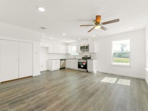 8713 Southwark Street A / B, Houston TX 77028