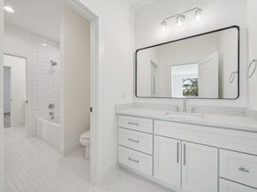 511 Graceland Street, Houston TX 77009