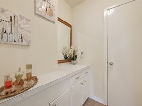 2822 Briarhurst Drive 52, Houston TX 77057