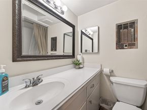 2822 Briarhurst Drive 52, Houston TX 77057