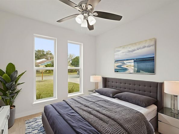 2015 Ridge Hollow Drive, Houston TX 77067