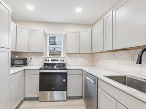 4231 Hartsville Road, Houston TX 77047