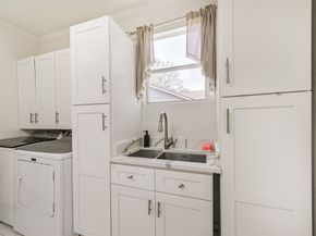 5002 Beechnut Street, Houston TX 77096