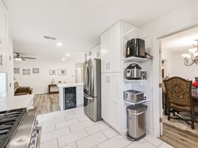 5002 Beechnut Street, Houston TX 77096