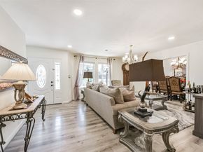 5002 Beechnut Street, Houston TX 77096