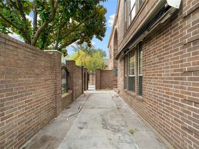 4746 Post Oak Timber Drive 36, Houston TX 77056