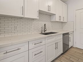 12625 Memorial Drive 94, Houston TX 77024