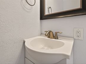 12625 Memorial Drive 94, Houston TX 77024