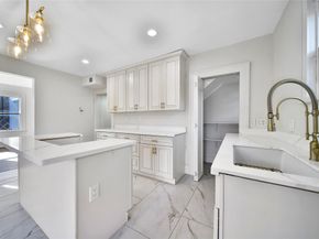 2405 Arbor Street, Houston TX 77004