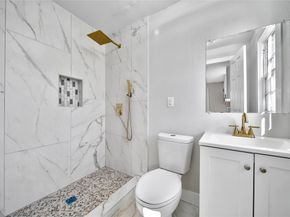 2405 Arbor Street, Houston TX 77004