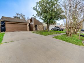 12327 Fairmeadow Drive, Houston TX 77071