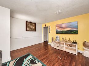 5315 Fairgreen Lane, Houston TX 77048