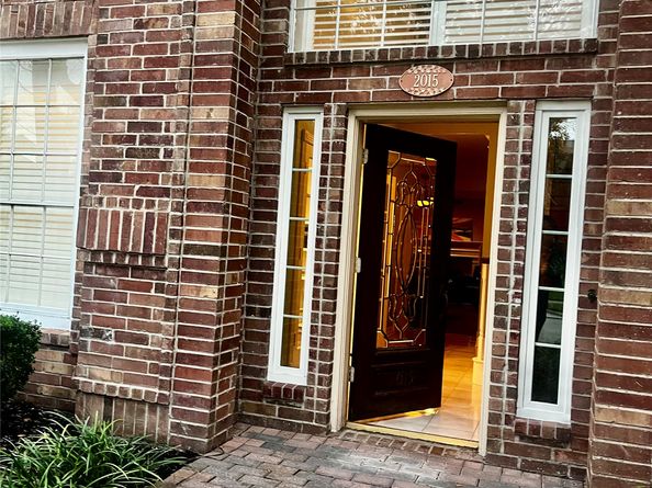 2015 Pecan Trail Drive, Richmond TX 77406