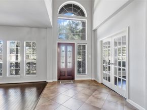 13607 Breakwater Path Loop, Houston TX 77044