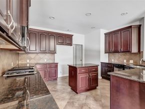 13607 Breakwater Path Loop, Houston TX 77044