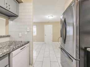 11002 Hammerly Boulevard 118, Houston TX 77043