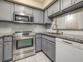 11002 Hammerly Boulevard 118, Houston TX 77043