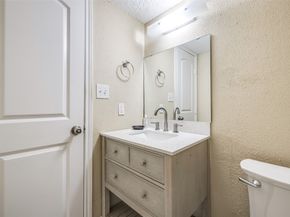 11002 Hammerly Boulevard 118, Houston TX 77043