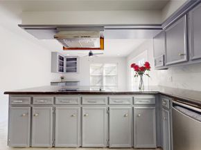 14715 Woodward Gardens Drive, Houston TX 77082