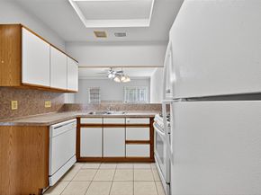 2910 Grants Lake Boulevard 1702, Sugar Land TX 77479