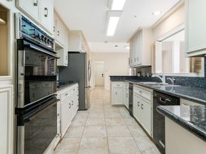 201 Vanderpool Lane 65, Houston TX 77024