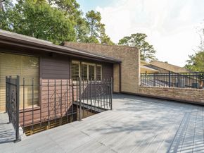 201 Vanderpool Lane 65, Houston TX 77024