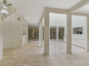 201 Vanderpool Lane 65, Houston TX 77024