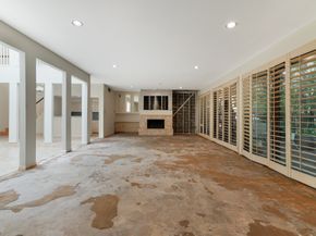 201 Vanderpool Lane 65, Houston TX 77024