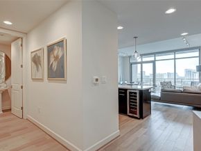 2207 Bancroft Street 1202, Houston TX 77027