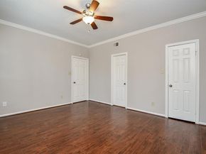 2255 Braeswood Park Drive 168, Houston TX 77030