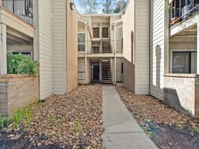 3500 Tangle Brush Drive 104, The Woodlands TX 77381