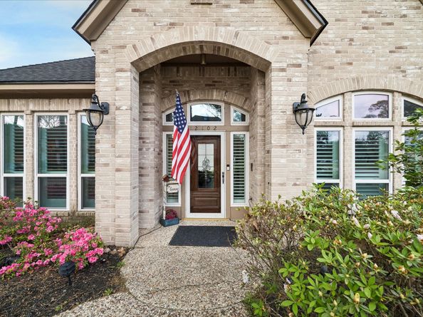 2102 Grand Mesa Drive, Kingwood TX 77345