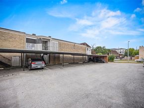 2501 Marilee Lane 4, Houston TX 77057